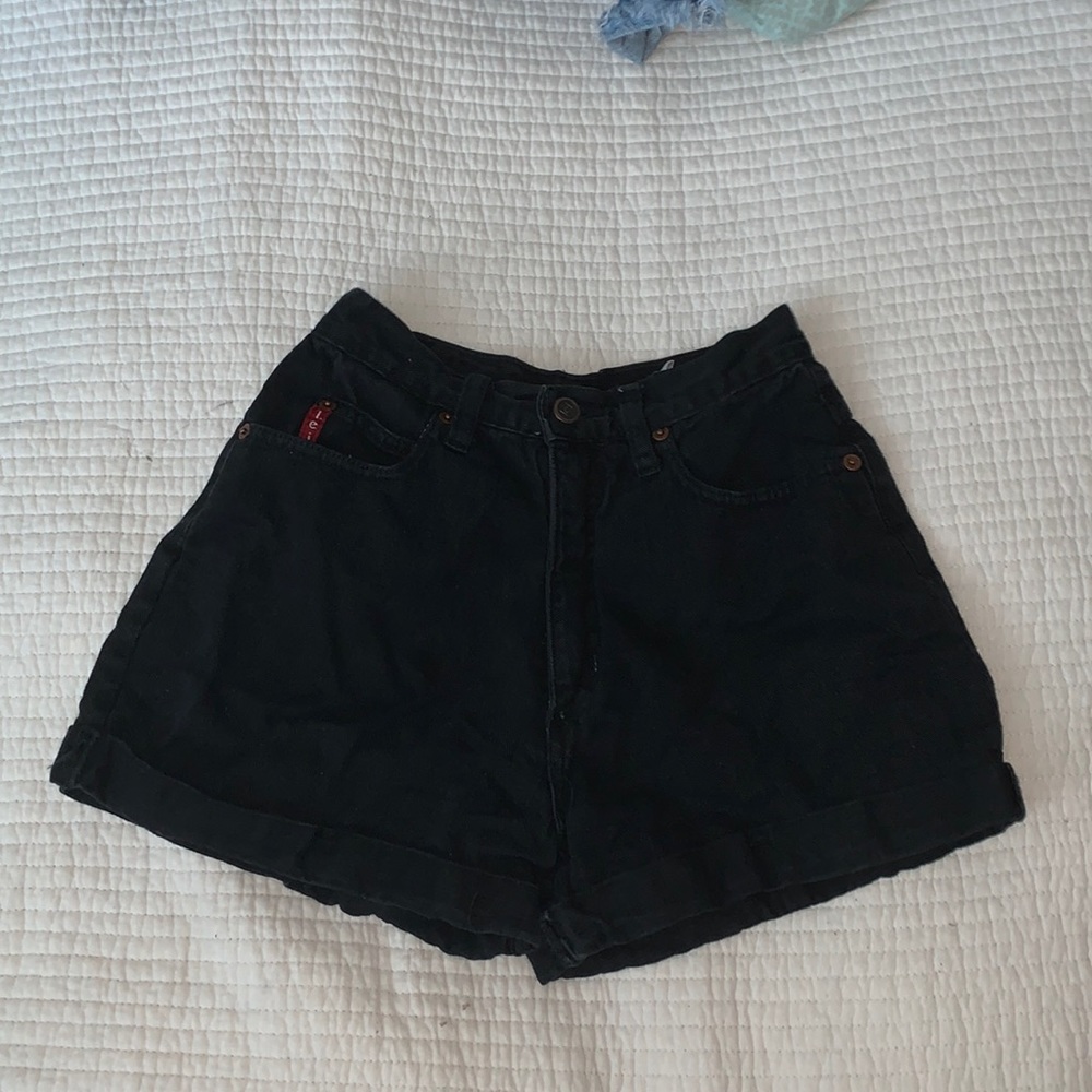 Lei Vintage Black High Waisted Mom Jean Shorts